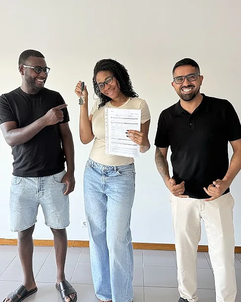 Cliente da Imigraê no dia da entrega das chaves